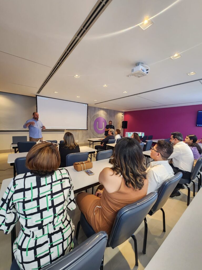 cafe-com-imprensa-uniodonto-minas-3